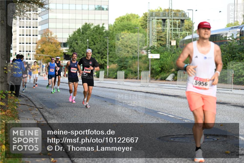 06.09.2026 - CURREX Alsterlauf Dr. Thomas Lammeyer http://msf.ph/oto/10122667 06.09.2026 09:38:14 Laufen 5768, 5602, 8061, 5956 meine-sportfotos.de