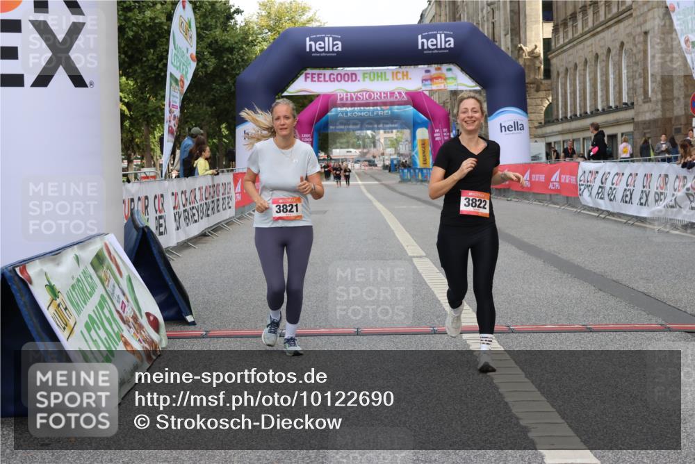 06.09.2026 - CURREX Alsterlauf Strokosch-Dieckow http://msf.ph/oto/10122690 06.09.2026 12:07:36 Ziel 1076, 3821, 3822 meine-sportfotos.de