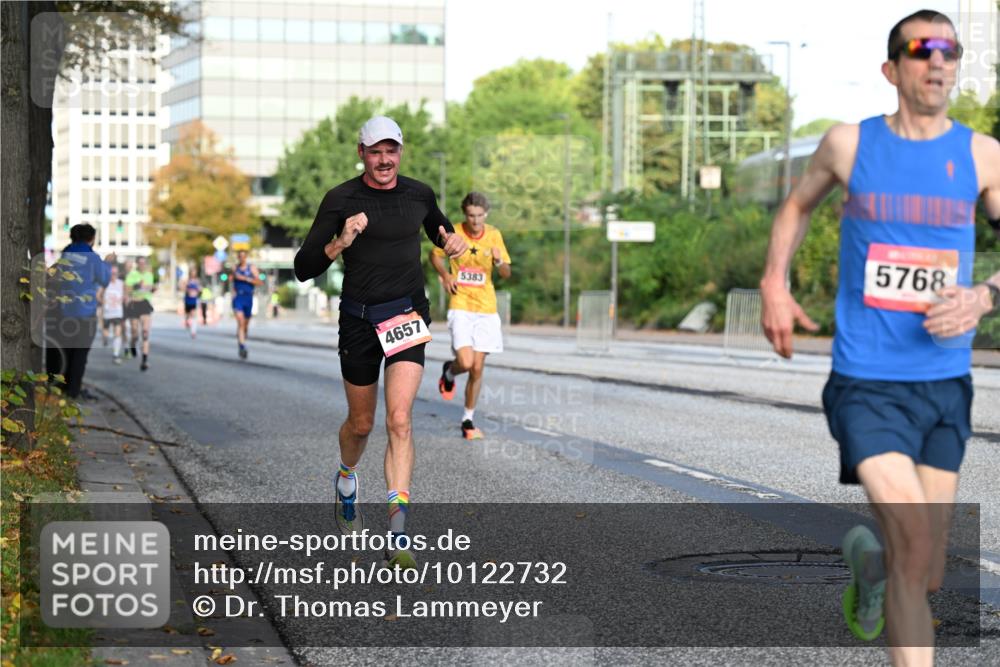 06.09.2026 - CURREX Alsterlauf Dr. Thomas Lammeyer http://msf.ph/oto/10122732 06.09.2026 09:38:20 Laufen 4657, 5383, 5768 meine-sportfotos.de