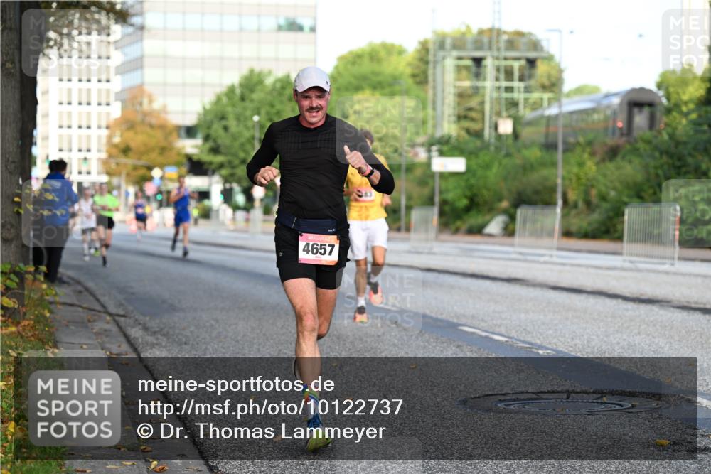 06.09.2026 - CURREX Alsterlauf Dr. Thomas Lammeyer http://msf.ph/oto/10122737 06.09.2026 09:38:21 Laufen 4657 meine-sportfotos.de