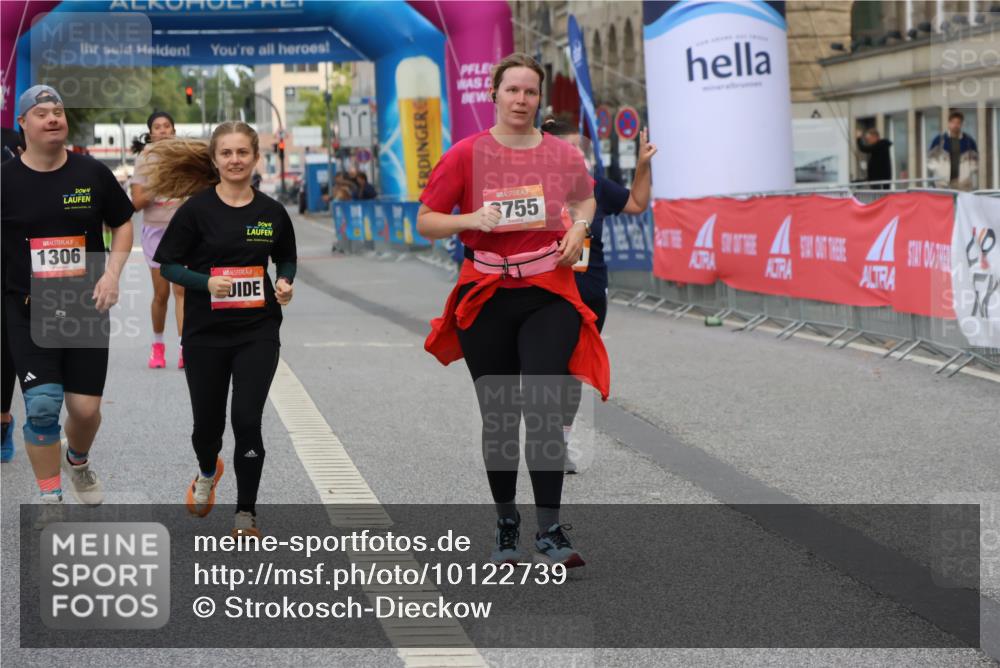 06.09.2026 - CURREX Alsterlauf Strokosch-Dieckow http://msf.ph/oto/10122739 06.09.2026 12:08:18 Ziel 1061, 1306, 1317, 3755 meine-sportfotos.de