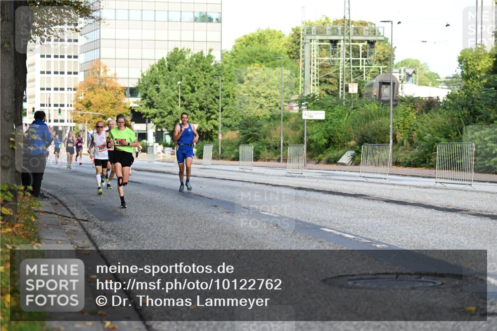 06.09.2026 - CURREX Alsterlauf Dr. Thomas Lammeyer http://msf.ph/oto/10122762 06.09.2026 09:38:24 Laufen 47 meine-sportfotos.de