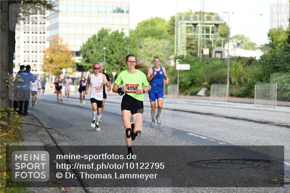 06.09.2026 - CURREX Alsterlauf Dr. Thomas Lammeyer http://msf.ph/oto/10122795 06.09.2026 09:38:27 Laufen 2631, 4758 meine-sportfotos.de