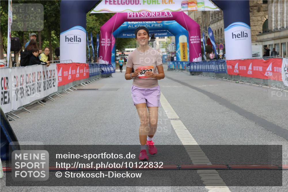 06.09.2026 - CURREX Alsterlauf Strokosch-Dieckow http://msf.ph/oto/10122832 06.09.2026 12:08:28 Ziel 1061, 1306, 1317, 8202 meine-sportfotos.de