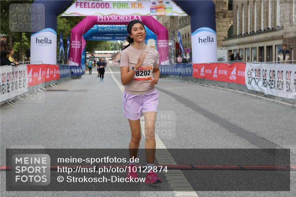 06.09.2026 - CURREX Alsterlauf Strokosch-Dieckow http://msf.ph/oto/10122874 06.09.2026 12:08:29 Ziel 1061, 1306, 1317, 8202 meine-sportfotos.de