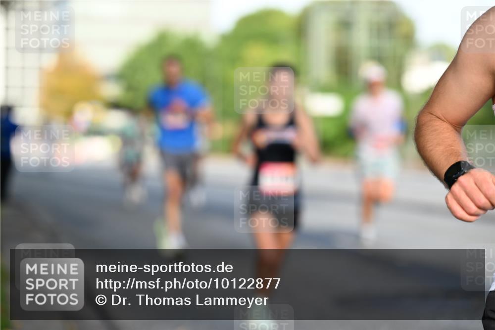 06.09.2026 - CURREX Alsterlauf Dr. Thomas Lammeyer http://msf.ph/oto/10122877 06.09.2026 09:38:37 Laufen  meine-sportfotos.de