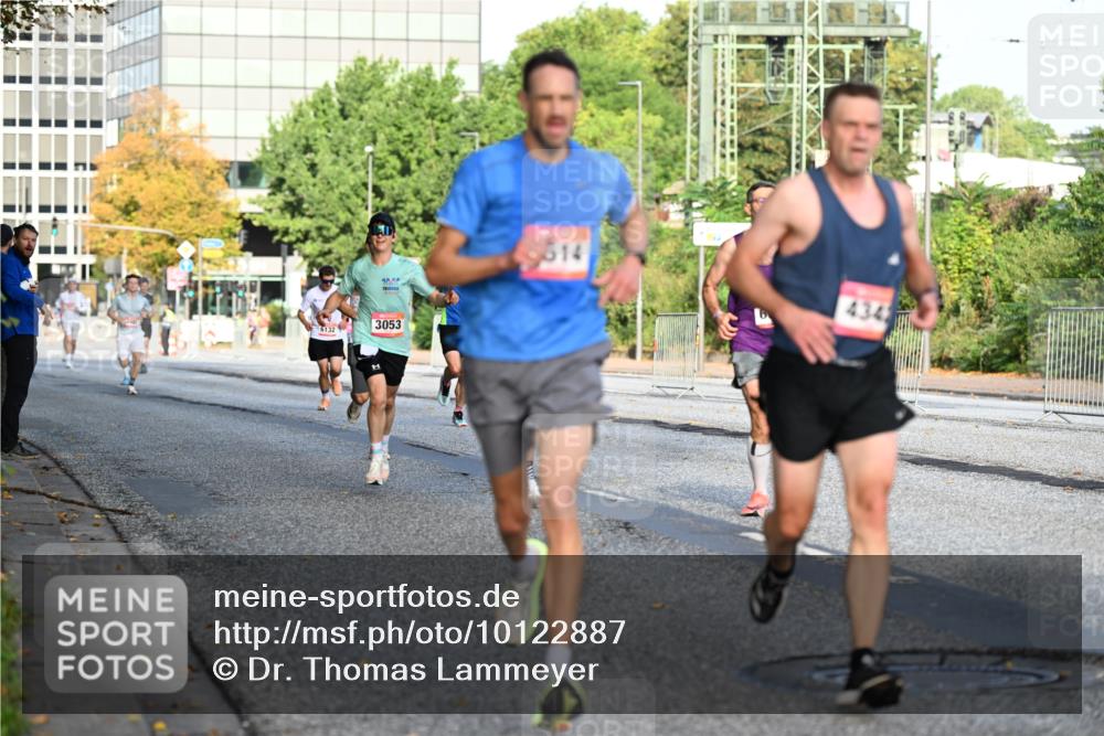 06.09.2026 - CURREX Alsterlauf Dr. Thomas Lammeyer http://msf.ph/oto/10122887 06.09.2026 09:38:38 Laufen 10, 04, 6132, 3053, 614, 434 meine-sportfotos.de