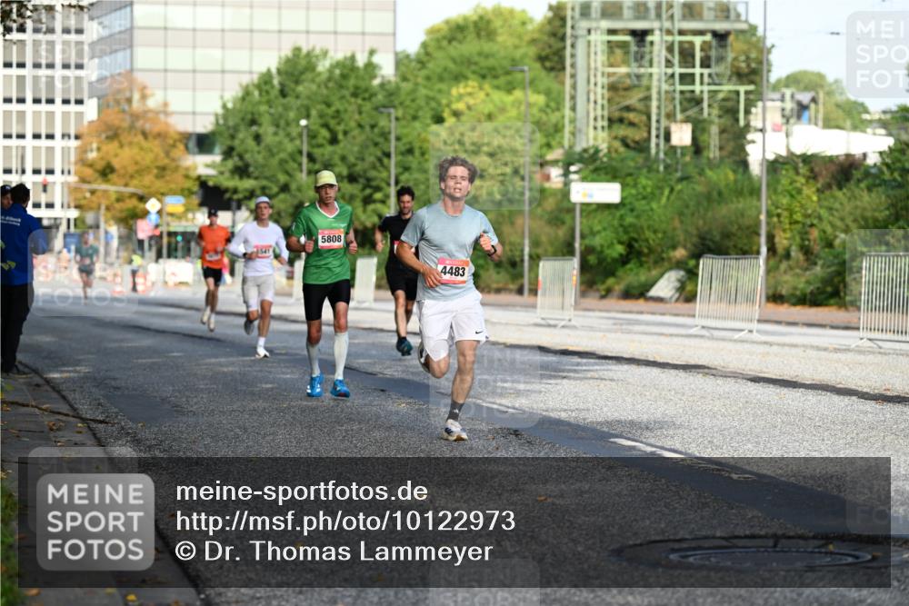 06.09.2026 - CURREX Alsterlauf Dr. Thomas Lammeyer http://msf.ph/oto/10122973 06.09.2026 09:38:47 Laufen 5808, 4483 meine-sportfotos.de