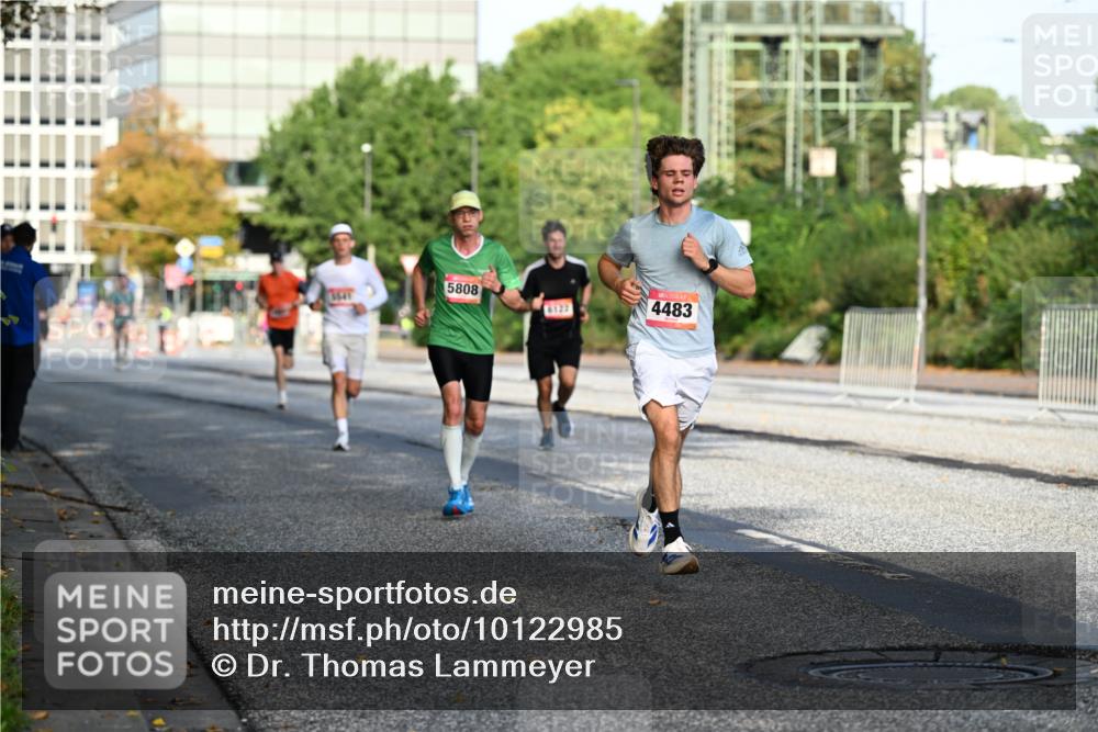 06.09.2026 - CURREX Alsterlauf Dr. Thomas Lammeyer http://msf.ph/oto/10122985 06.09.2026 09:38:48 Laufen 5808, 3641, 6122, 4483 meine-sportfotos.de