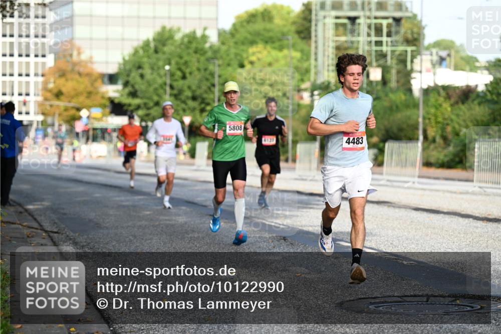 06.09.2026 - CURREX Alsterlauf Dr. Thomas Lammeyer http://msf.ph/oto/10122990 06.09.2026 09:38:48 Laufen 5808, 4483 meine-sportfotos.de