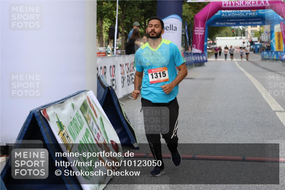 06.09.2026 - CURREX Alsterlauf Strokosch-Dieckow http://msf.ph/oto/10123050 06.09.2026 12:09:05 Ziel 1026, 1315 meine-sportfotos.de