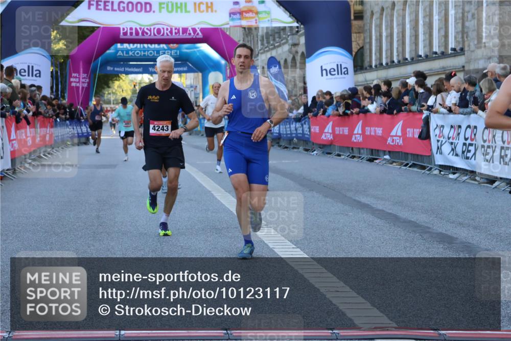 06.09.2026 - CURREX Alsterlauf Strokosch-Dieckow http://msf.ph/oto/10123117 06.09.2026 09:41:11 Ziel 2631, 3780, 3997, 4172, 4243, 5623, 6024, 6080, 6135 meine-sportfotos.de