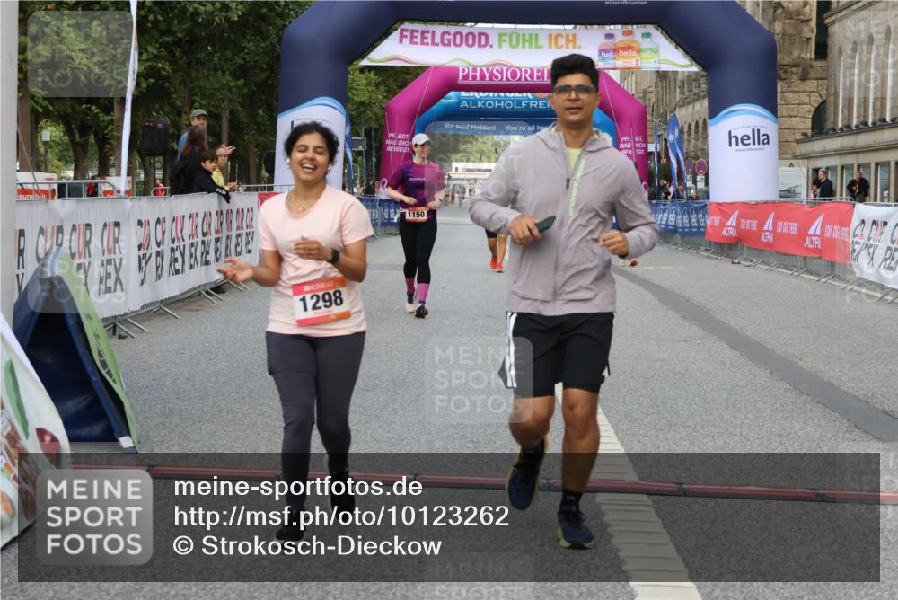 06.09.2026 - CURREX Alsterlauf Strokosch-Dieckow http://msf.ph/oto/10123262 06.09.2026 12:09:42 Ziel 1150, 1298, 1305 meine-sportfotos.de