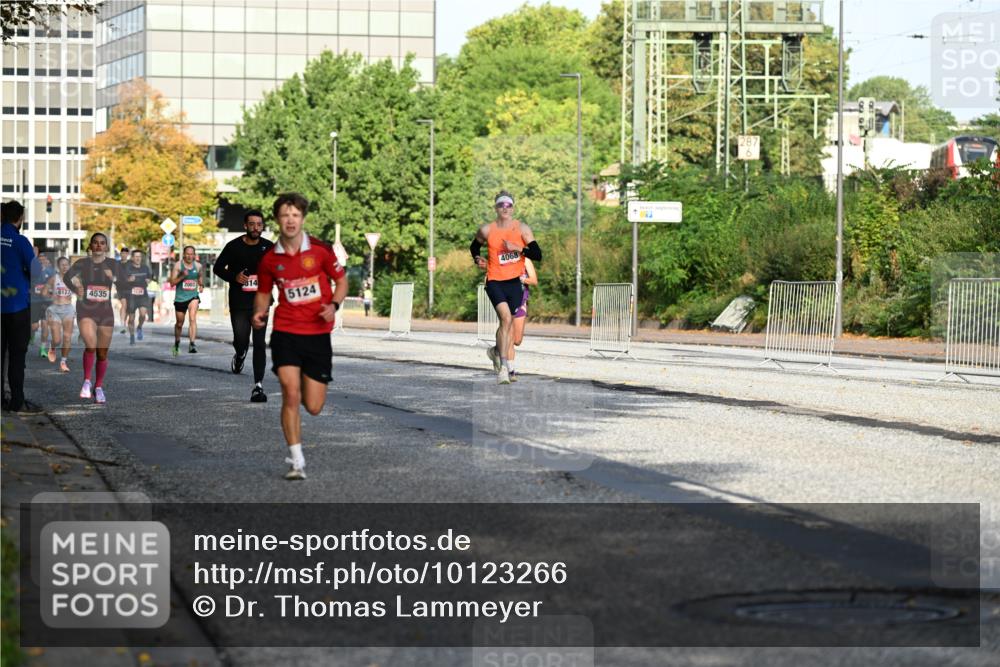 06.09.2026 - CURREX Alsterlauf Dr. Thomas Lammeyer http://msf.ph/oto/10123266 06.09.2026 09:39:19 Laufen 4068, 4535, 2003, 14, 5124, 287 meine-sportfotos.de