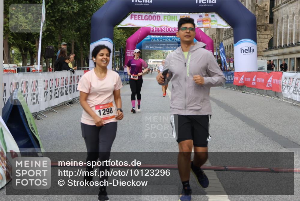 06.09.2026 - CURREX Alsterlauf Strokosch-Dieckow http://msf.ph/oto/10123296 06.09.2026 12:09:42 Ziel 1150, 1298, 1305 meine-sportfotos.de