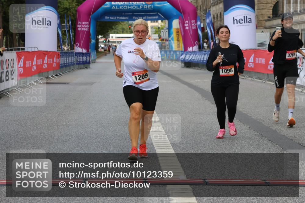 06.09.2026 - CURREX Alsterlauf Strokosch-Dieckow http://msf.ph/oto/10123359 06.09.2026 12:09:50 Ziel 1095, 1150, 1209 meine-sportfotos.de