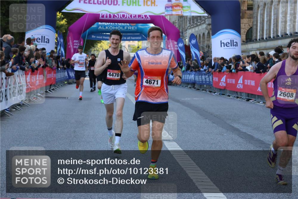 06.09.2026 - CURREX Alsterlauf Strokosch-Dieckow http://msf.ph/oto/10123381 06.09.2026 09:41:54 Ziel 2319, 2608, 3592, 4470, 4671, 4854, 6375 meine-sportfotos.de