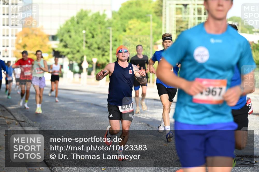 06.09.2026 - CURREX Alsterlauf Dr. Thomas Lammeyer http://msf.ph/oto/10123383 06.09.2026 09:39:33 Laufen 4241, 967, 61 meine-sportfotos.de