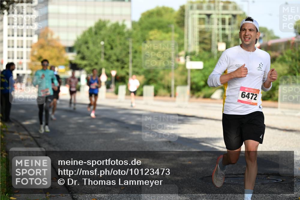 06.09.2026 - CURREX Alsterlauf Dr. Thomas Lammeyer http://msf.ph/oto/10123473 06.09.2026 09:39:43 Laufen 6472 meine-sportfotos.de