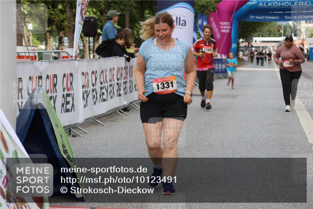 06.09.2026 - CURREX Alsterlauf Strokosch-Dieckow http://msf.ph/oto/10123491 06.09.2026 12:10:54 Ziel 1166, 1331 meine-sportfotos.de