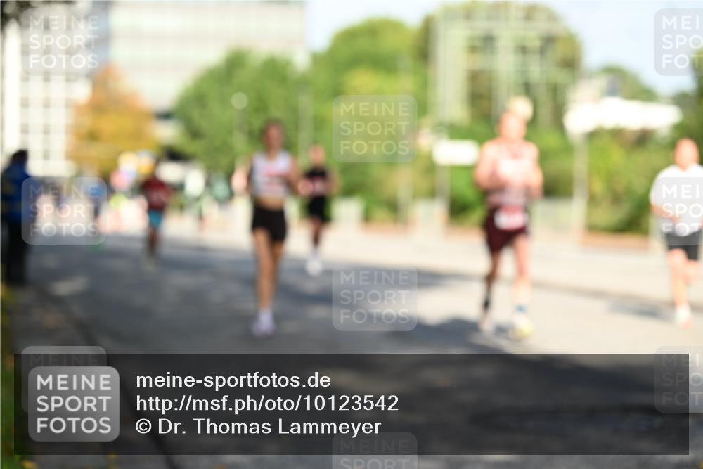 06.09.2026 - CURREX Alsterlauf Dr. Thomas Lammeyer http://msf.ph/oto/10123542 06.09.2026 09:39:50 Laufen  meine-sportfotos.de