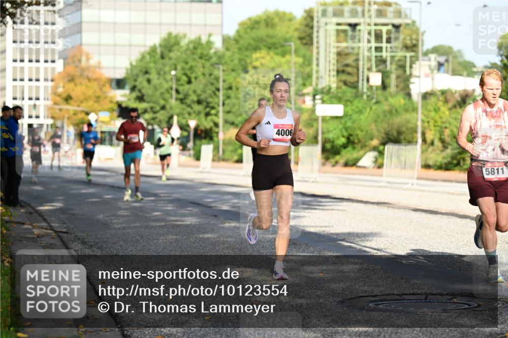 06.09.2026 - CURREX Alsterlauf Dr. Thomas Lammeyer http://msf.ph/oto/10123554 06.09.2026 09:39:51 Laufen 4006, 5811 meine-sportfotos.de