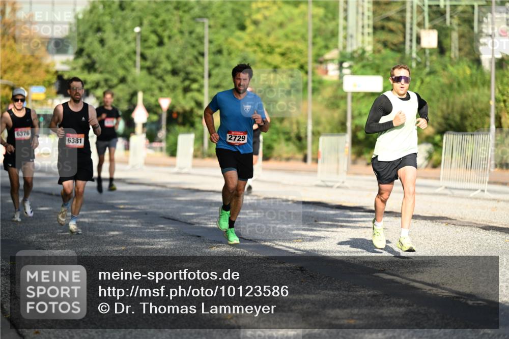 06.09.2026 - CURREX Alsterlauf Dr. Thomas Lammeyer http://msf.ph/oto/10123586 06.09.2026 09:39:58 Laufen 6376, 2729, 6381 meine-sportfotos.de