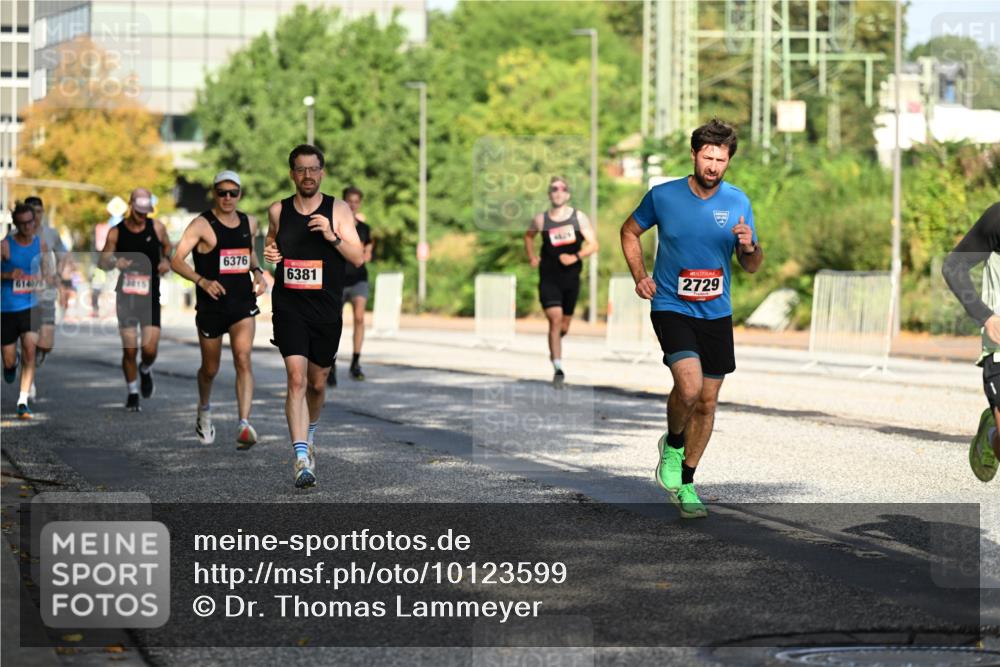 06.09.2026 - CURREX Alsterlauf Dr. Thomas Lammeyer http://msf.ph/oto/10123599 06.09.2026 09:39:59 Laufen 6376, 6381, 61407, 2729 meine-sportfotos.de
