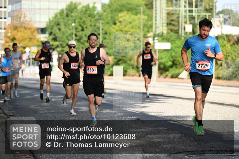06.09.2026 - CURREX Alsterlauf Dr. Thomas Lammeyer http://msf.ph/oto/10123608 06.09.2026 09:40:00 Laufen 2416, 6376, 6381, 2729 meine-sportfotos.de