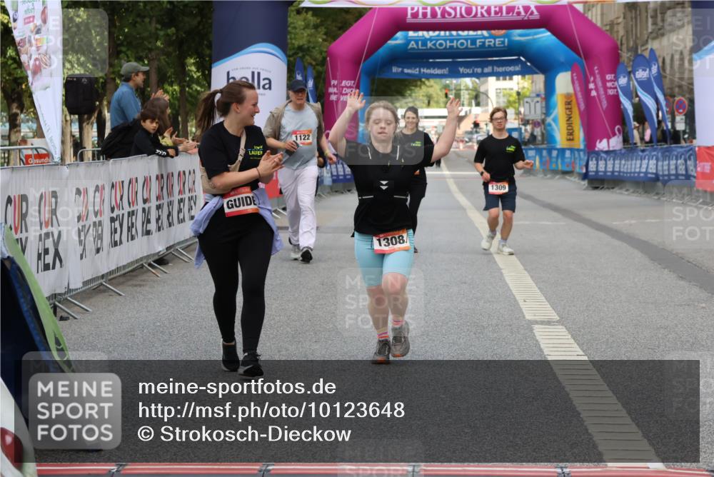 06.09.2026 - CURREX Alsterlauf Strokosch-Dieckow http://msf.ph/oto/10123648 06.09.2026 12:11:44 Ziel 1308 meine-sportfotos.de