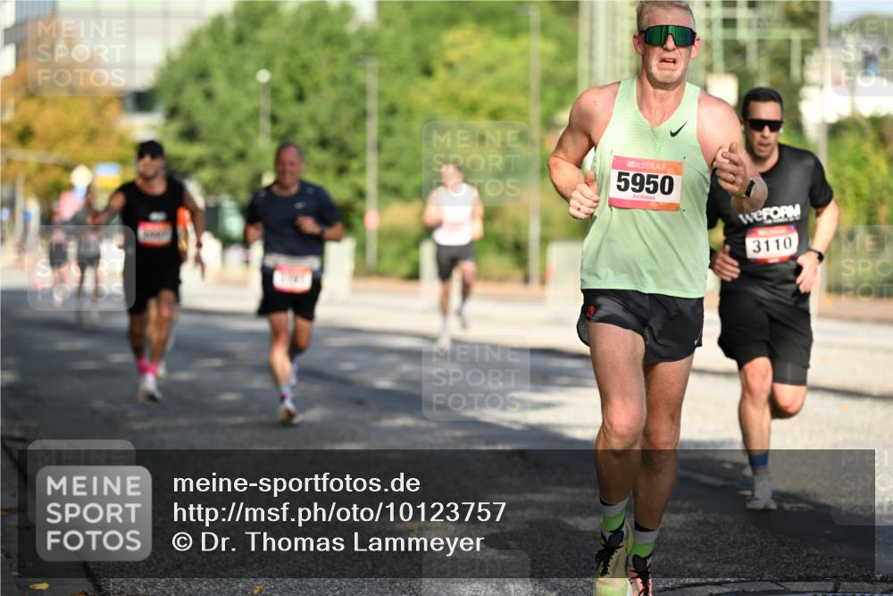 06.09.2026 - CURREX Alsterlauf Dr. Thomas Lammeyer http://msf.ph/oto/10123757 06.09.2026 09:40:17 Laufen 5950, 3110 meine-sportfotos.de