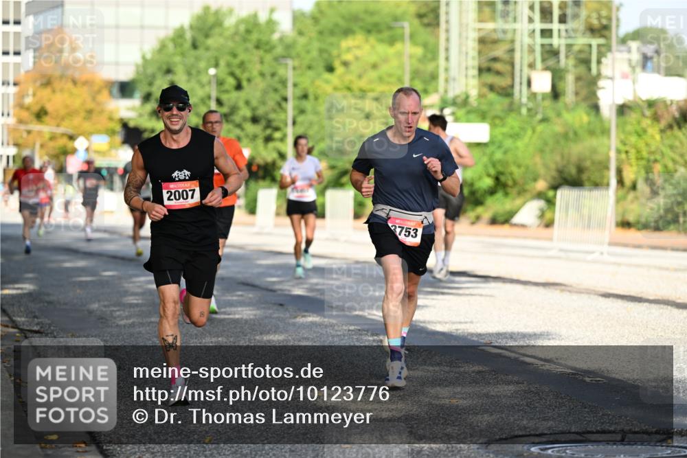 06.09.2026 - CURREX Alsterlauf Dr. Thomas Lammeyer http://msf.ph/oto/10123776 06.09.2026 09:40:18 Laufen 2007, 2753 meine-sportfotos.de