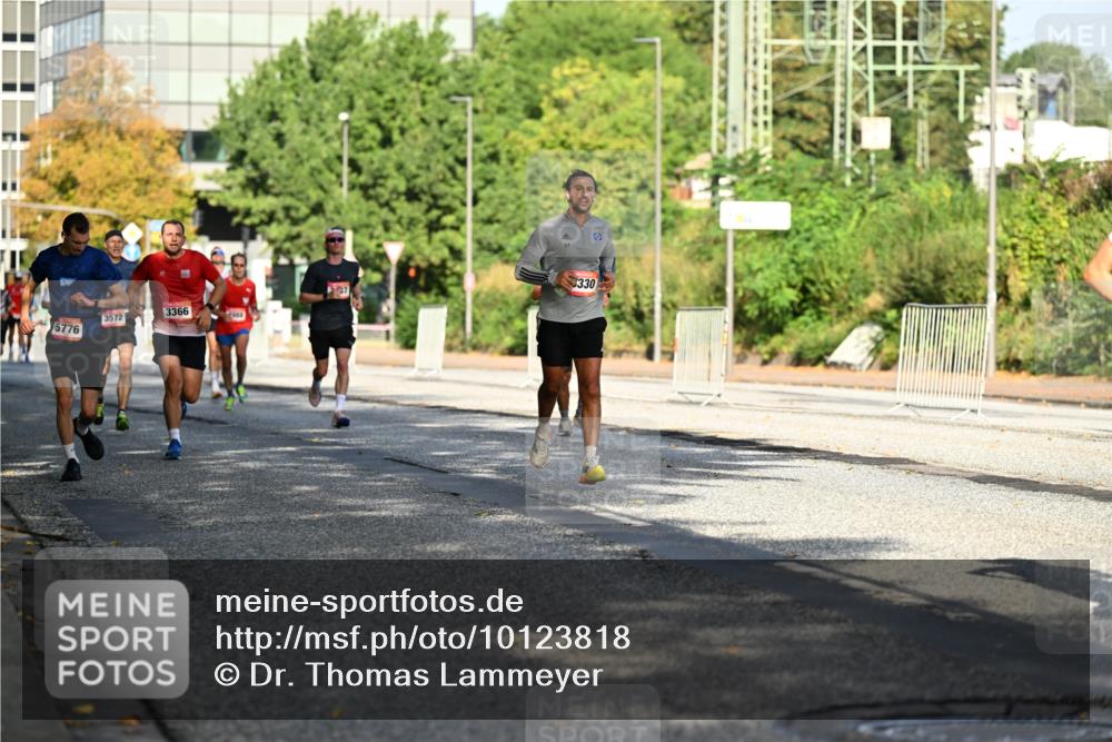 06.09.2026 - CURREX Alsterlauf Dr. Thomas Lammeyer http://msf.ph/oto/10123818 06.09.2026 09:40:23 Laufen 5776, 3572, 3366, 330 meine-sportfotos.de
