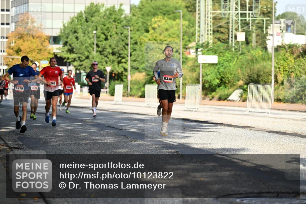 06.09.2026 - CURREX Alsterlauf Dr. Thomas Lammeyer http://msf.ph/oto/10123822 06.09.2026 09:40:23 Laufen 8330, 2137, 366, 5776, 3572 meine-sportfotos.de