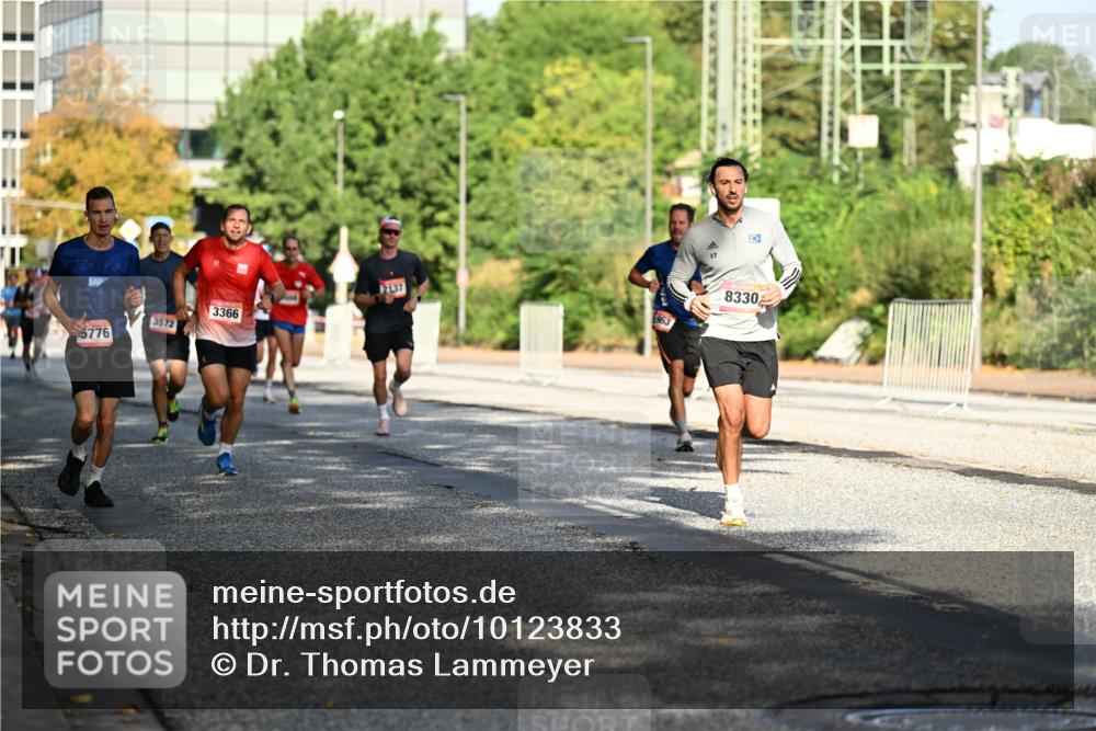 06.09.2026 - CURREX Alsterlauf Dr. Thomas Lammeyer http://msf.ph/oto/10123833 06.09.2026 09:40:24 Laufen 5776, 3572, 3366, 2137, 963, 8330 meine-sportfotos.de