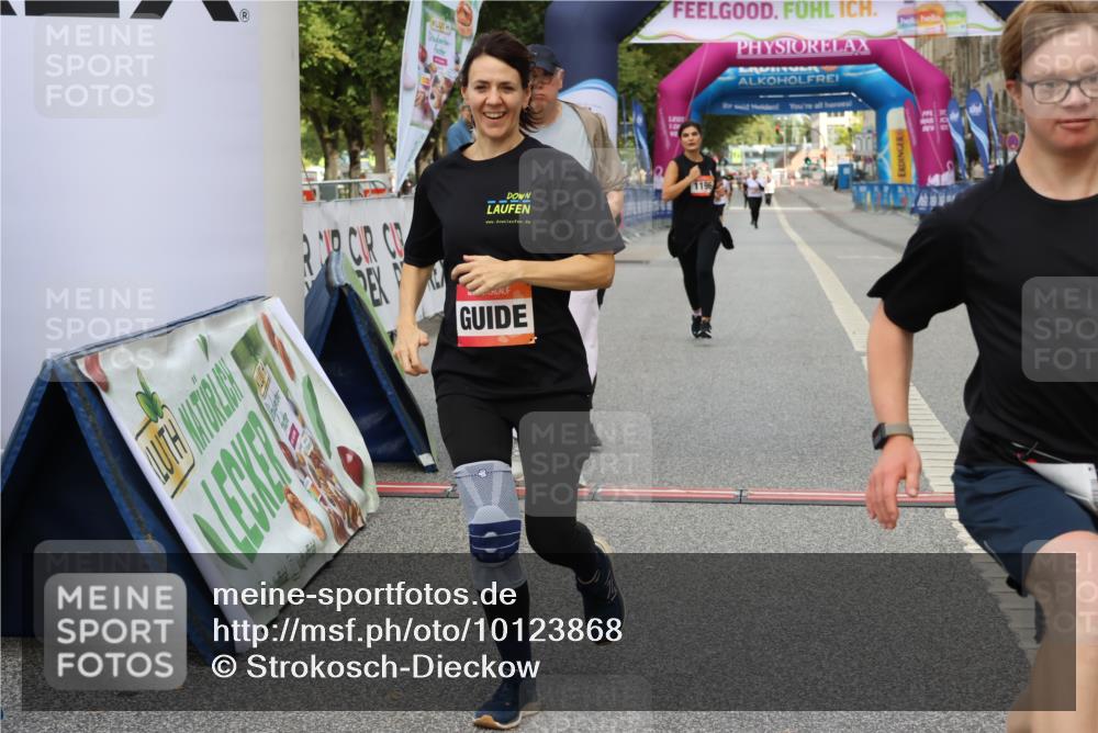 06.09.2026 - CURREX Alsterlauf Strokosch-Dieckow http://msf.ph/oto/10123868 06.09.2026 12:11:52 Ziel 1122, 1196, 1245, 1308, 1309 meine-sportfotos.de