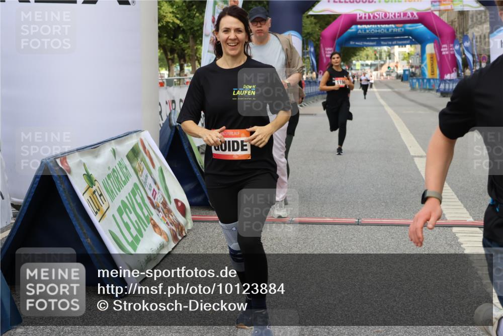06.09.2026 - CURREX Alsterlauf Strokosch-Dieckow http://msf.ph/oto/10123884 06.09.2026 12:11:52 Ziel 1122, 1196, 1245, 1308, 1309 meine-sportfotos.de