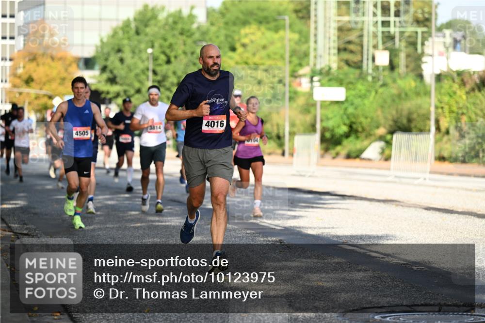 06.09.2026 - CURREX Alsterlauf Dr. Thomas Lammeyer http://msf.ph/oto/10123975 06.09.2026 09:40:38 Laufen 3814, 4505, 4016 meine-sportfotos.de