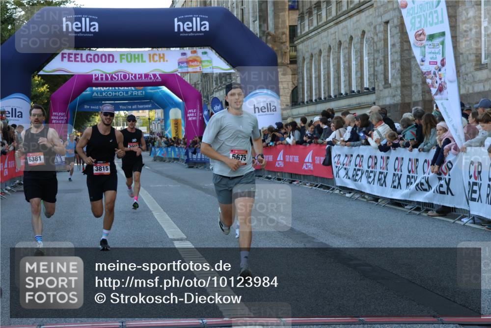 06.09.2026 - CURREX Alsterlauf Strokosch-Dieckow http://msf.ph/oto/10123984 06.09.2026 09:42:48 Ziel 2007, 2729, 3110, 3815, 4006, 4607, 5173, 5675, 5811, 6376, 6381 meine-sportfotos.de