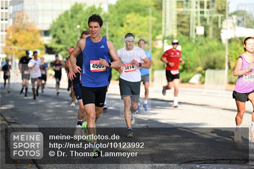06.09.2026 - CURREX Alsterlauf Dr. Thomas Lammeyer http://msf.ph/oto/10123992 06.09.2026 09:40:40 Laufen 4505, 3814, 104 meine-sportfotos.de