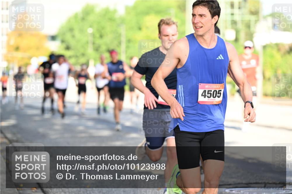 06.09.2026 - CURREX Alsterlauf Dr. Thomas Lammeyer http://msf.ph/oto/10123998 06.09.2026 09:40:41 Laufen 4505 meine-sportfotos.de