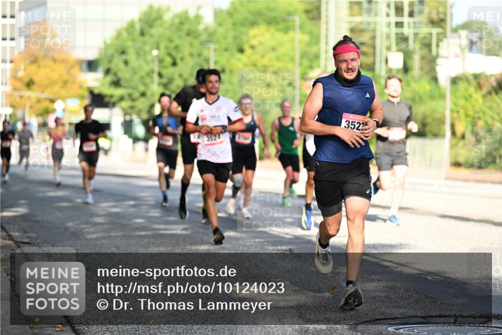 06.09.2026 - CURREX Alsterlauf Dr. Thomas Lammeyer http://msf.ph/oto/10124023 06.09.2026 09:40:44 Laufen 3524, 3522 meine-sportfotos.de