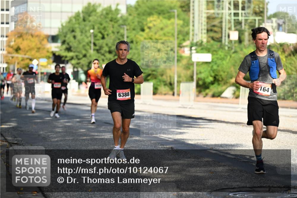 06.09.2026 - CURREX Alsterlauf Dr. Thomas Lammeyer http://msf.ph/oto/10124067 06.09.2026 09:40:49 Laufen 6388, 164 meine-sportfotos.de