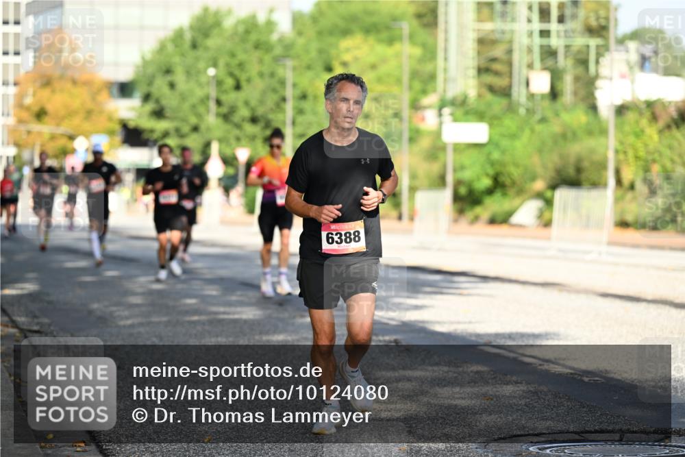 06.09.2026 - CURREX Alsterlauf Dr. Thomas Lammeyer http://msf.ph/oto/10124080 06.09.2026 09:40:50 Laufen 6388 meine-sportfotos.de
