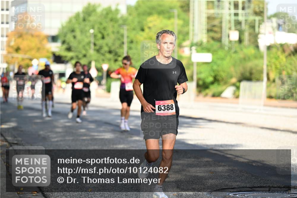 06.09.2026 - CURREX Alsterlauf Dr. Thomas Lammeyer http://msf.ph/oto/10124082 06.09.2026 09:40:50 Laufen 6388 meine-sportfotos.de