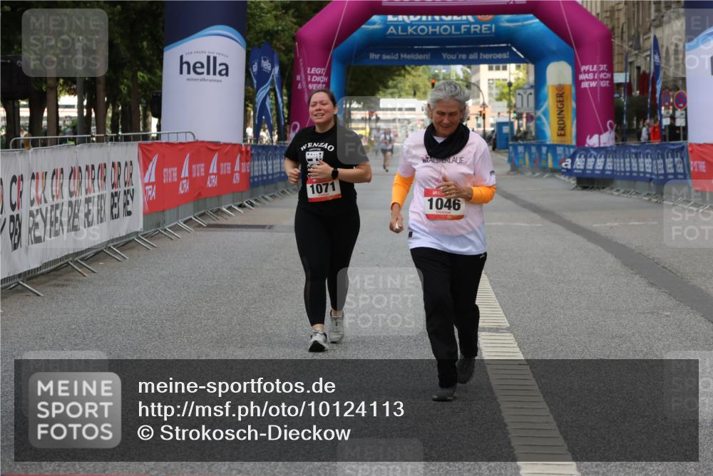 06.09.2026 - CURREX Alsterlauf Strokosch-Dieckow http://msf.ph/oto/10124113 06.09.2026 12:12:40 Ziel 1046, 1071 meine-sportfotos.de
