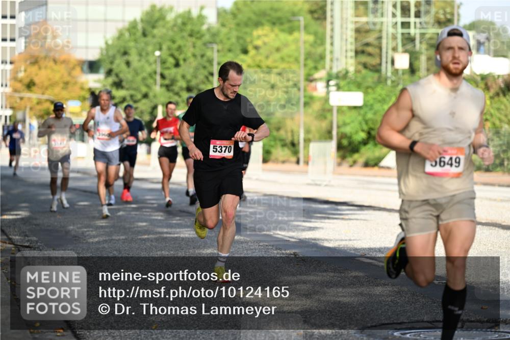 06.09.2026 - CURREX Alsterlauf Dr. Thomas Lammeyer http://msf.ph/oto/10124165 06.09.2026 09:40:58 Laufen 5370, 649 meine-sportfotos.de