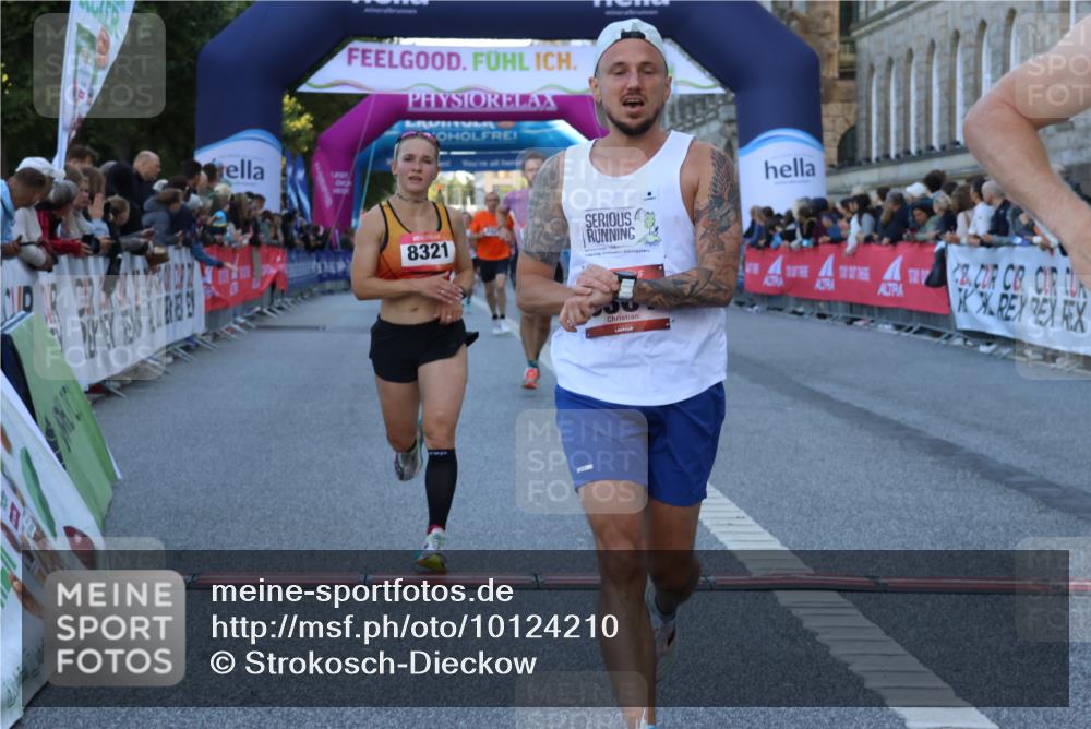 06.09.2026 - CURREX Alsterlauf Strokosch-Dieckow http://msf.ph/oto/10124210 06.09.2026 09:43:03 Ziel 2715, 3361, 5325, 5950, 6140, 6221, 6421, 8321 meine-sportfotos.de