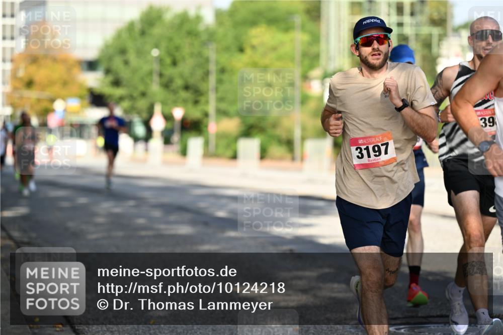 06.09.2026 - CURREX Alsterlauf Dr. Thomas Lammeyer http://msf.ph/oto/10124218 06.09.2026 09:41:03 Laufen 3197, 39 meine-sportfotos.de