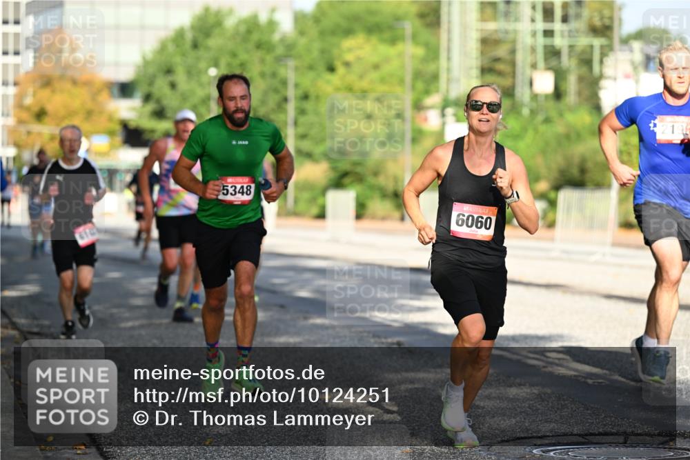 06.09.2026 - CURREX Alsterlauf Dr. Thomas Lammeyer http://msf.ph/oto/10124251 06.09.2026 09:41:10 Laufen 5348, 6060 meine-sportfotos.de